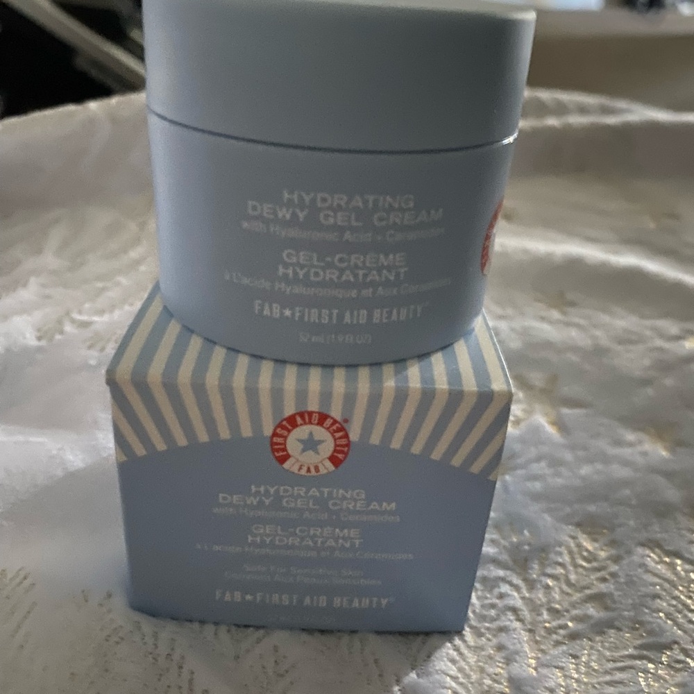First Aid Beauty Hydrating Gel Cream in Light Blue